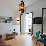 Magno Apartments Alameda 1851 - Shared Jacuzzi