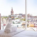 San Pablo Deluxe Suite by Valcambre