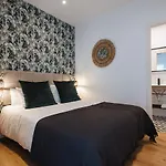 Magno Apartments Alameda 1851 Penthouse - Private Terrace And Jacuzzi