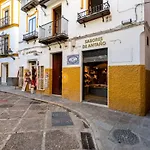 Doña Elvira Suites Cathedral