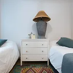 Pz triana amplio, moderno y luminoso apt 2d 2b