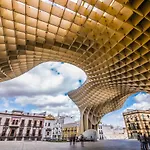 San Isidoro Cathedral Oasis by Valcambre