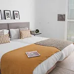 Alhondiga piso nuevo piscina Casco Antiguo8P