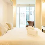 Harinas Central Apartments By Valcambre