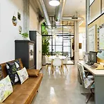 Loft de estilo neoyorquino en el casco histórico de Sevilla