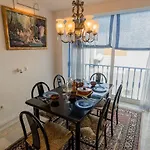 Suay Apartments