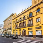 Slava Luxury Suite