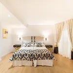 Arco Macarena Lofts