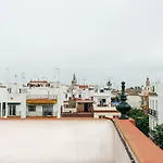 Modern And Wide- 1Bd 1Bth- Triana