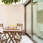 Goles Courtyard With Parking By Valcambre