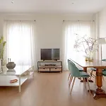 Plaza Nueva 2 Bedrooms & 2 Bathrooms