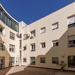 Medina Apartment And Parking Historical Center