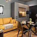 Muralla Sevilla Suites By Lola