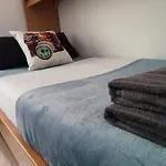 Doble Or Individual Bed Near Sevilla Center Free Parking