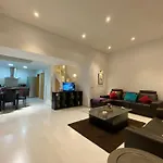 Luxury Complete Building In The Heart Of Seville