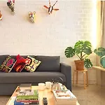 Casa entera e independiente con parking en pleno centro de Sevilla