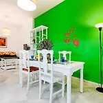 Anfitrion Sevilla 4