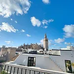 Lovely 1-Bedroom Loft With Terrace. Amazing View.