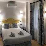 Turistic Apartment Sevillanos Sl