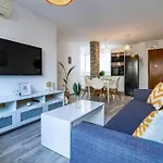 Apartamento 1 en Estadio del Sevilla, 3 habitaciones y metro