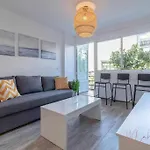 Apartamento 1 en Estadio del Sevilla, 3 habitaciones y metro