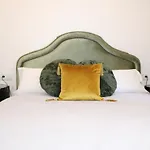 Hostal Roomsole
