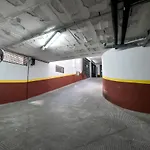 Peace, Pool & Parking At Centre