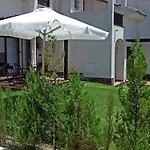 Bonita Y Acogedora Casa En Plena Sierra Norte, A Tan Solo 30 Minutos De Sevilla
