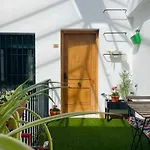 Penthouse At City Center With Terrace