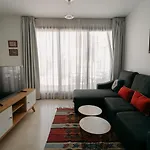 O&L Lumbreras: Bright Duplex With Private Terrace