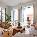 Hostly Rivero 2A Center Loft-Fibre-Communal Terrace-Parking Optional-Cless
