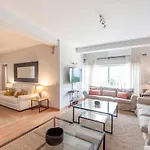 O&L Aire - Spacious And Bright Apartment In The Heart Of Seville