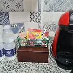 Apartamento En El Fontanal, Casa- Patio De Vecinos