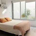 Design Apartment Near City Center, Cool Popular Neighborhood