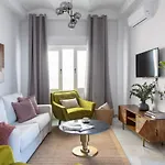 Suites Puerta del Arenal, Maestranza