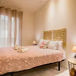 Nice Apartment In Arenal. Free Wifi Well Located