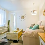 Acogedor Y Coquetisimo Apartamento De Diseno Muy, Muy, Muy Centrico