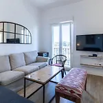 Sepulveda, Moderno Apartamento By Outin