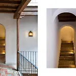 Casa Pilatos Luxury Apartments