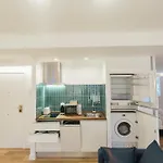 Decorated And Renovated- 2Bd 2Bth- Center