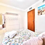 Budget And Cute Rooms With Balcony Sevilla Center