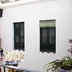 Gotoseville Sierpes Suite