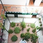 Gotoseville Sierpes Suite