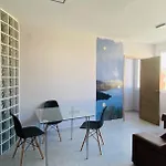 Nervion Plaza Dodo Apartment