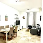 Apartamento Acogedor Y Moderno En Pleno Centro De Sevilla Con Parking Gratis