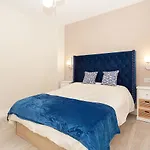 Stunning Apartment In Nervion