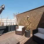 Elegant Duplex 3 Master Bedrooms And Private
