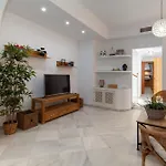 Wonderful 3 Bedroom Flat In The Heart Of Triana