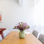 Piso Elegante Y Nuevo De 3 Habitaciones Y 2 Banos