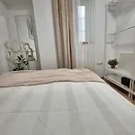 Hostfy Centro San Roman